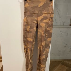 Lululemon high rise 25in align with pockets- tan camo. Guc